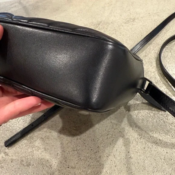 Saint Laurent Crossbody - Picture 5 of 11